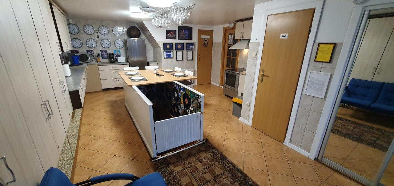 Ferienwohnung Cosy House Billiard Kaunas Exterior foto