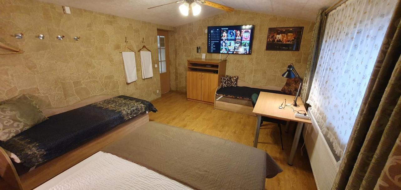 Ferienwohnung Cosy House Billiard Kaunas Exterior foto