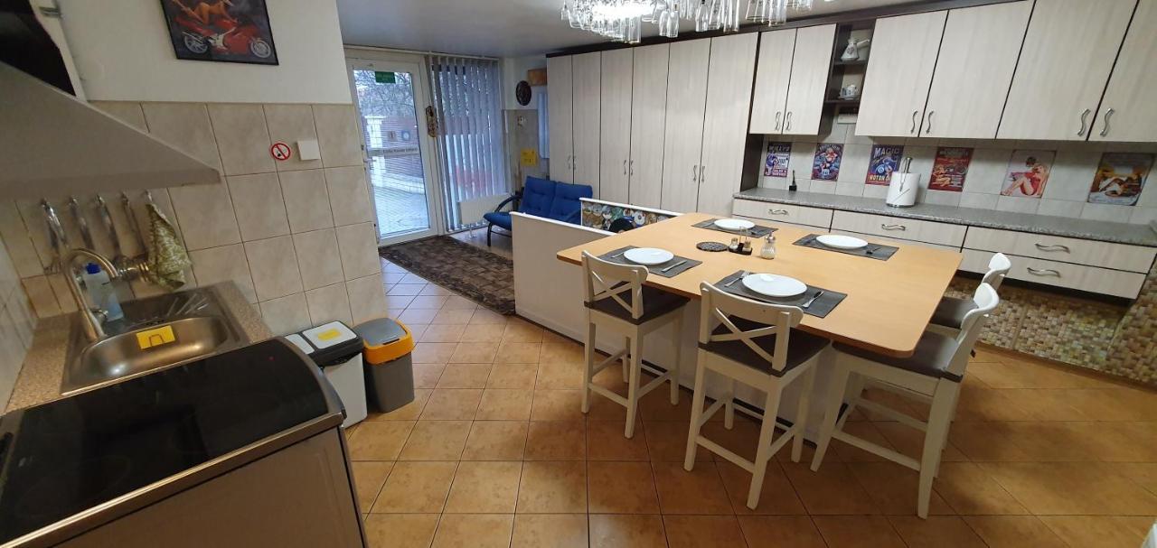 Ferienwohnung Cosy House Billiard Kaunas Exterior foto